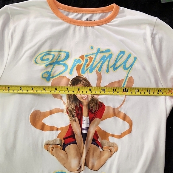 90's Britney Spears Crop Top - Picture 6 of 10